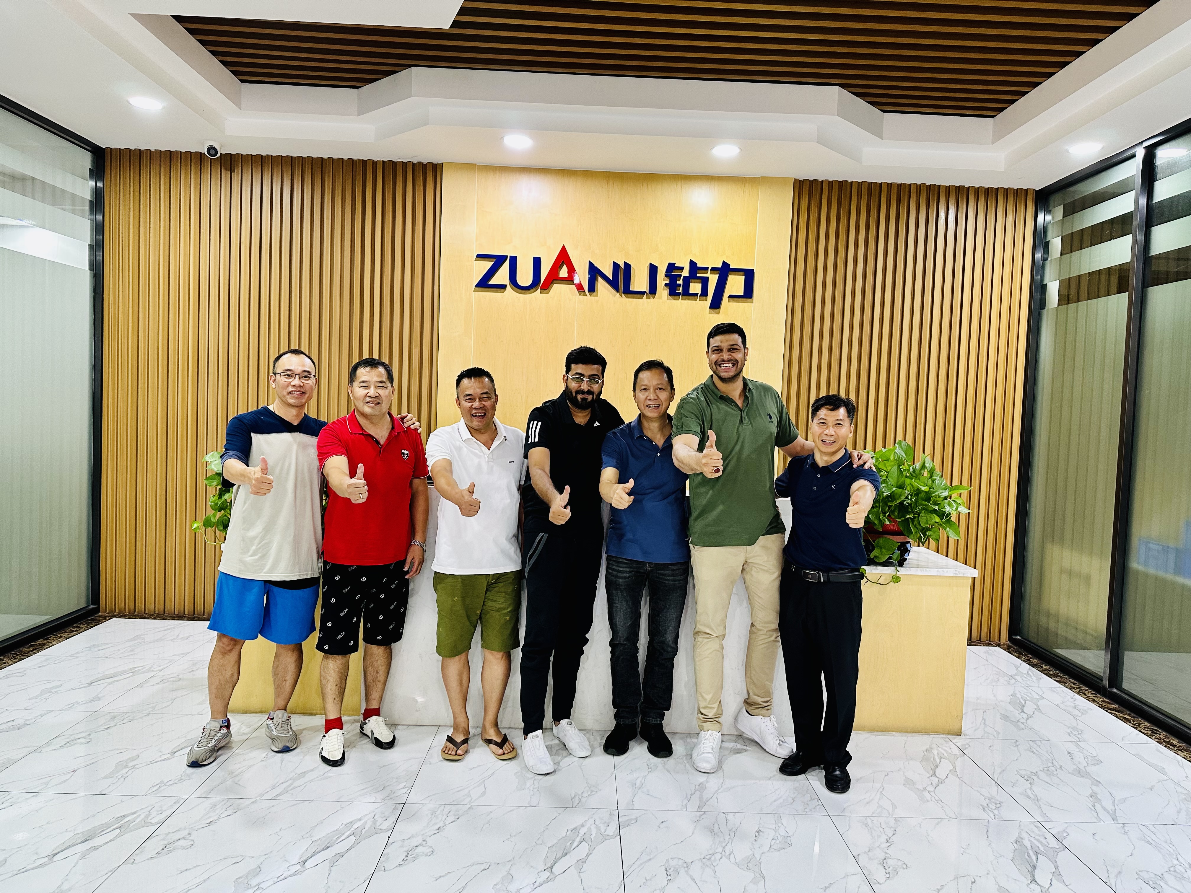 RO Booster Pump -kereskedő Gyere és látogasson el a Zuani Company -ba.