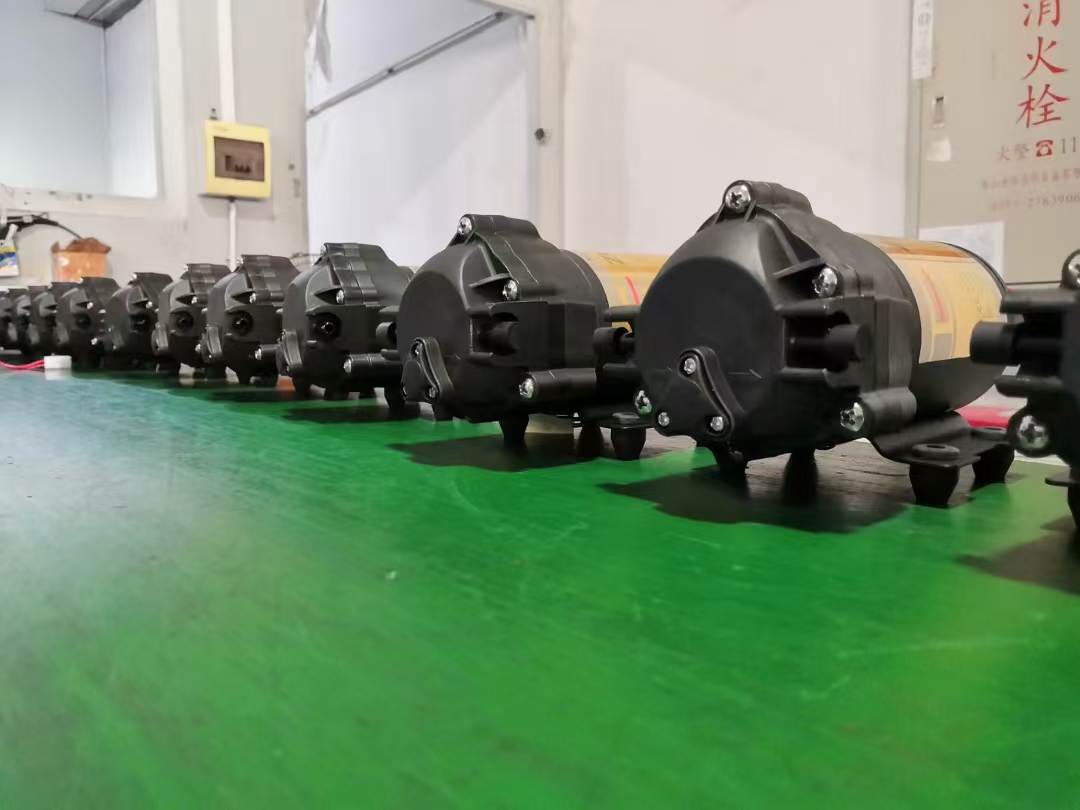 Cégünk előállítja a fordított ozmózis szivattyúkat és az exportot